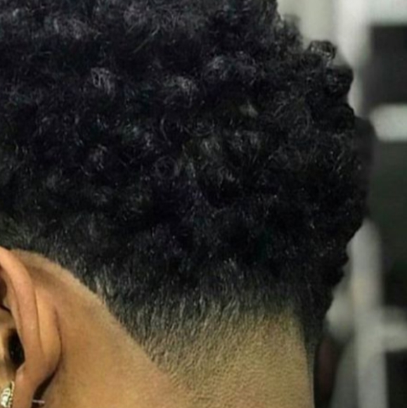 Meet your Posher, Cali - Picture 4 of 4